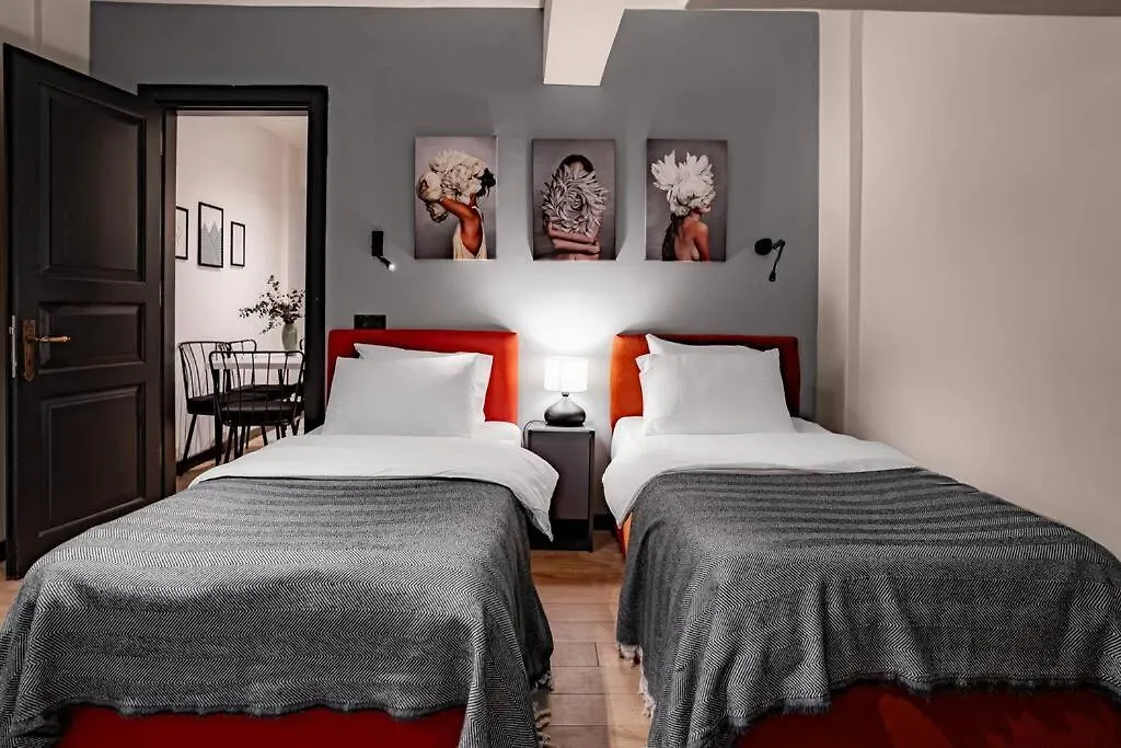 Appartamento Spacious And Stylish 3Br W Private Garden Provincia di Provincia di Istanbul